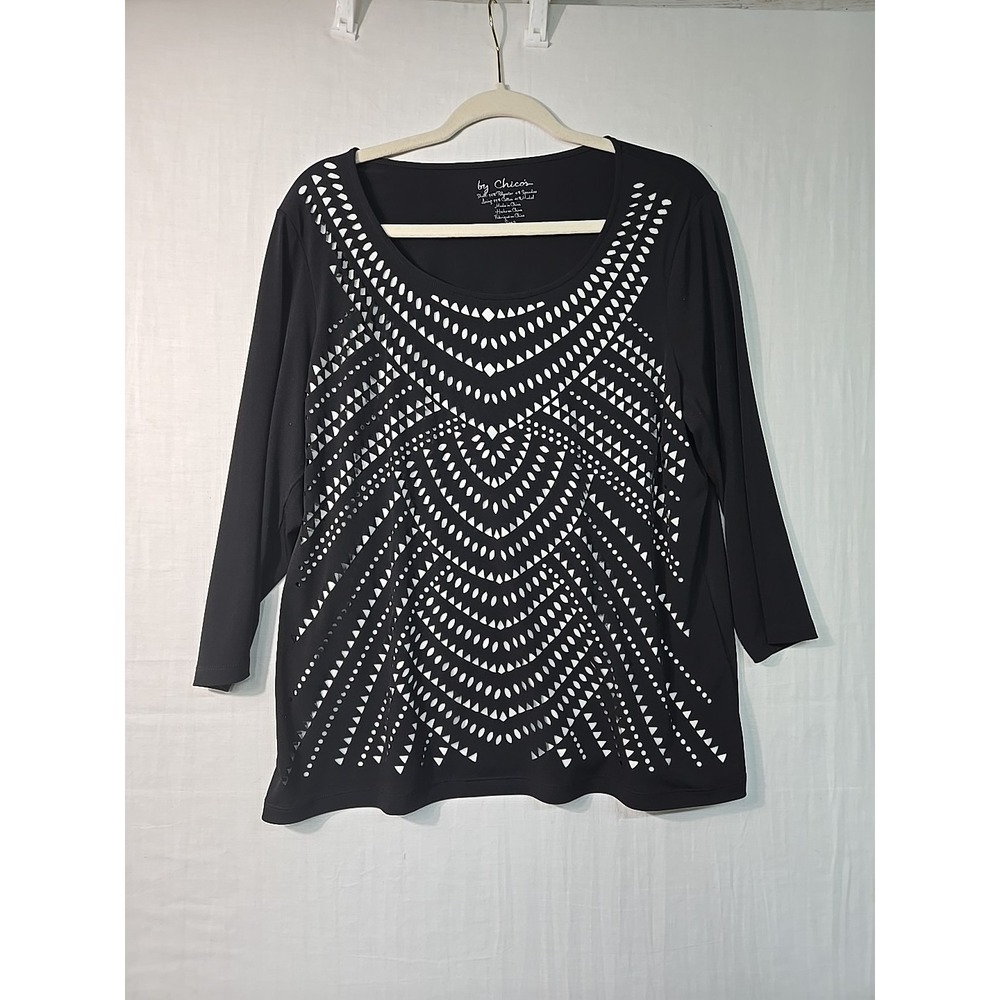 CHICOS Blouse Womens Size 2 (L) Top 3/4 Sleeve Black White Laser Cut Layer Scoop